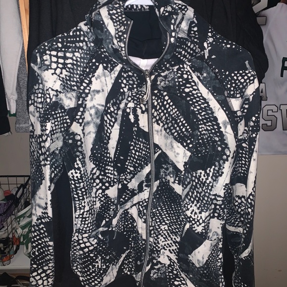 Lulu scuba hoodie size 8 - Picture 1 of 2